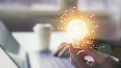 适合跑步发朋友圈的文案短句 开始坚持跑步发的说说